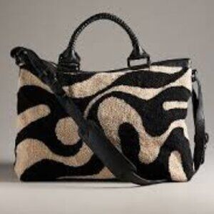 Chic Black and Cream Patterned Handbag